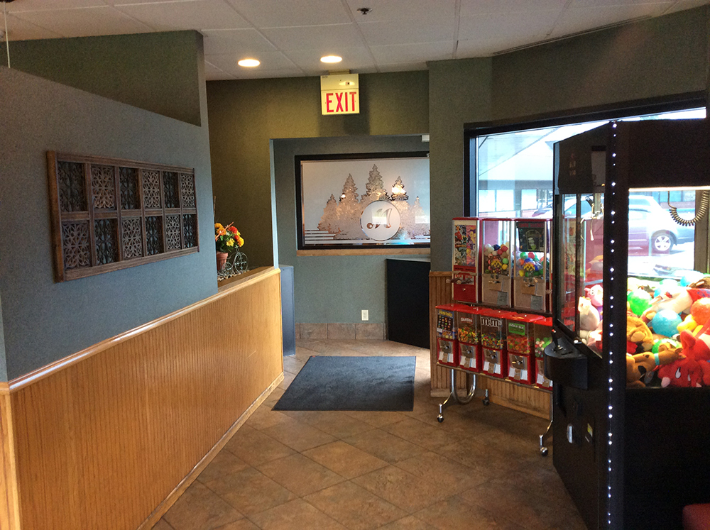 Matthews Family Restaurant Circle Pines, MN