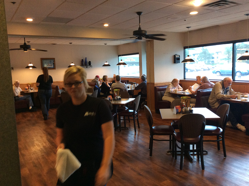 Matthews Family Restaurant Circle Pines, MN