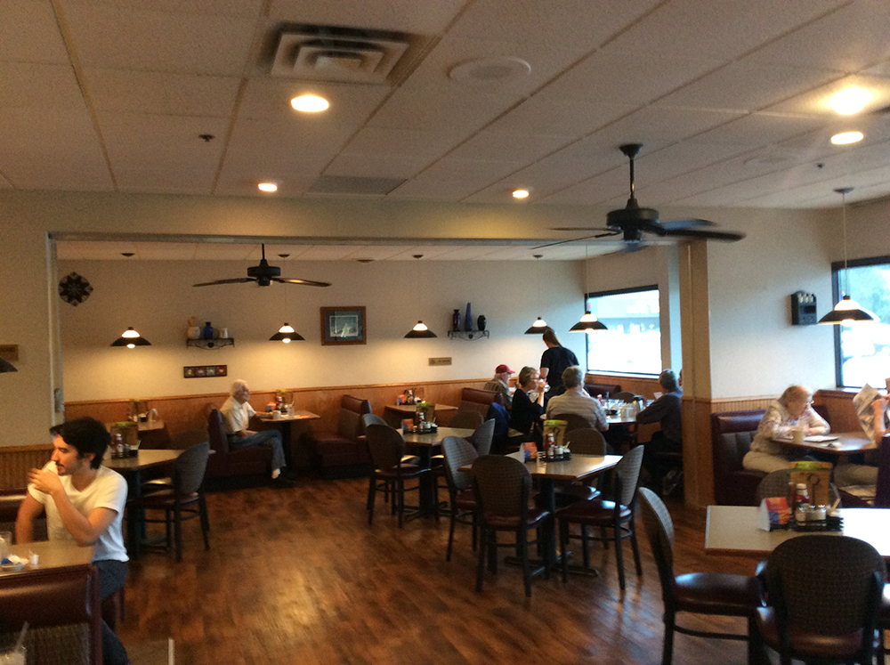 Matthews Family Restaurant Circle Pines, MN