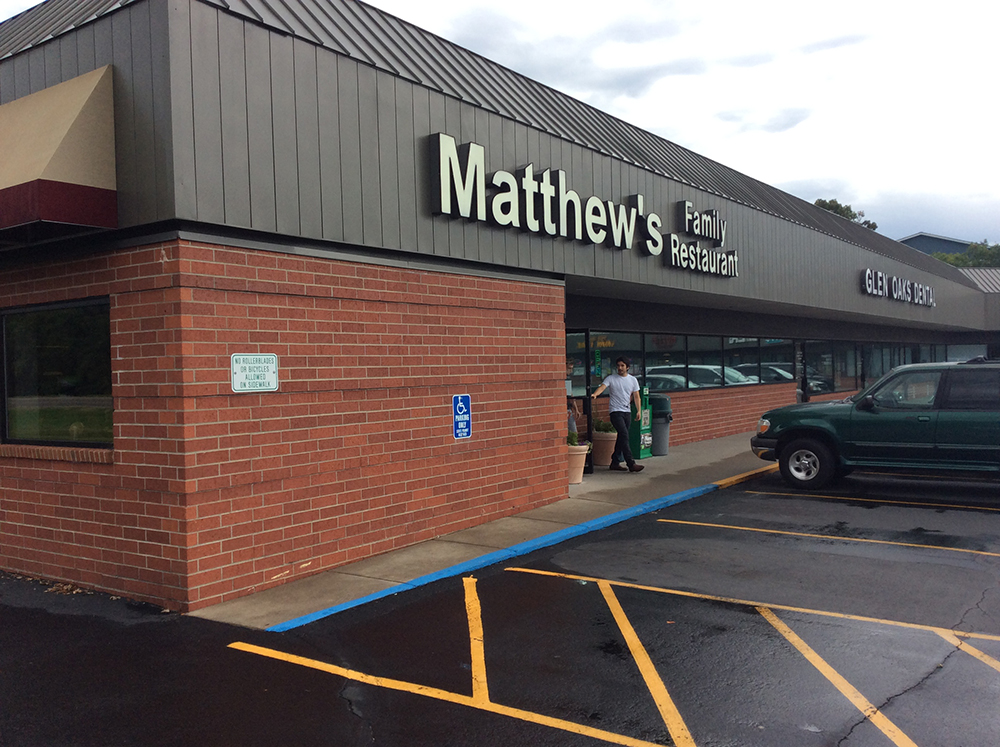 Matthews Family Restaurant Circle Pines, MN