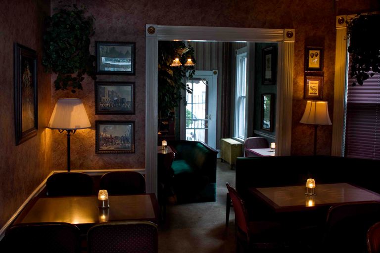 Uncommon Grounds